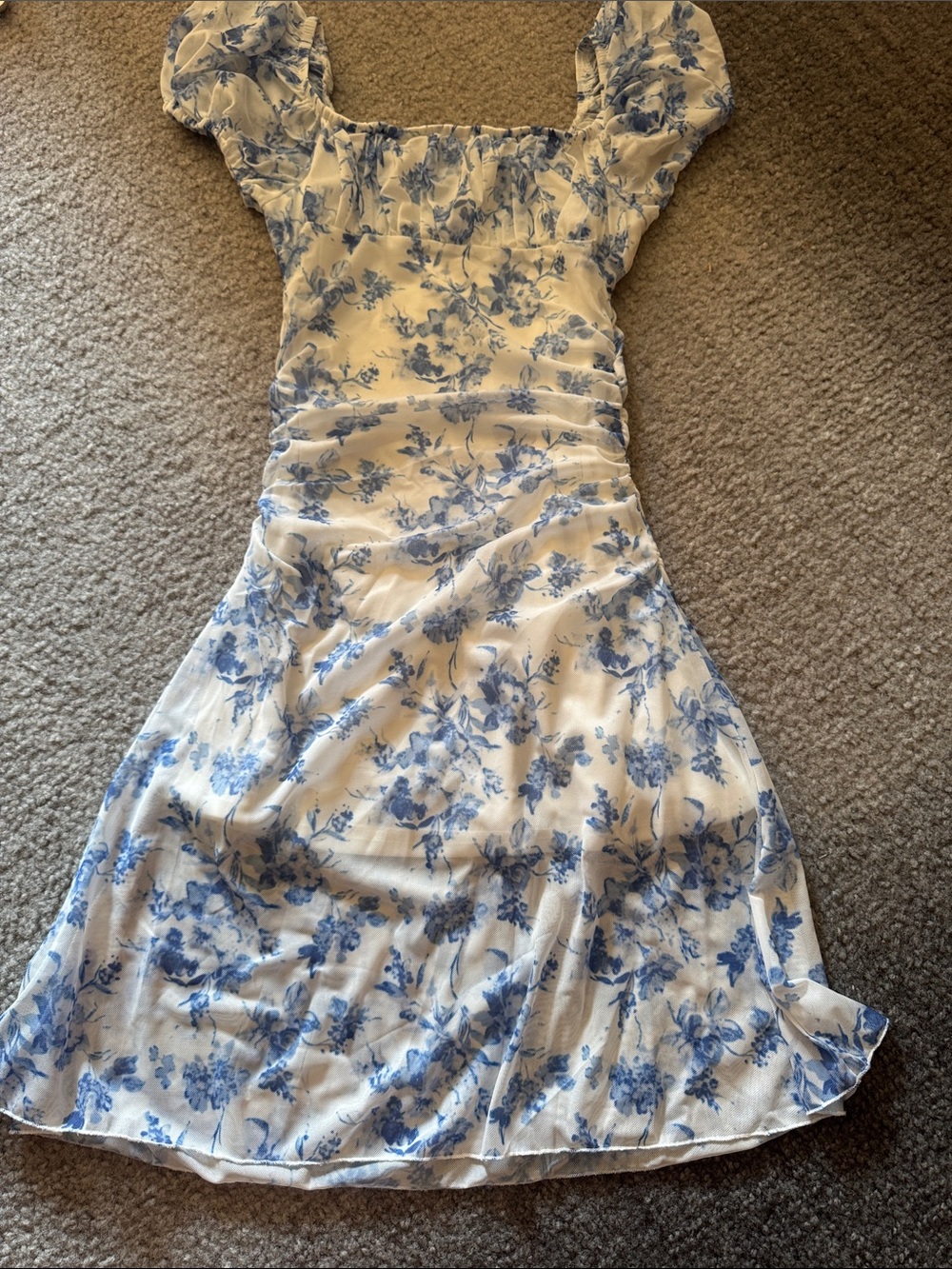 Blue Floral Puff-Sleeve dress